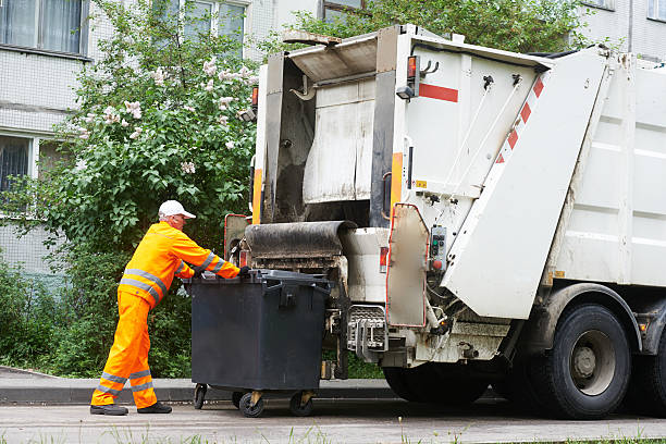 Best Demolition Debris Removal  in Byhalia, MS